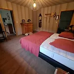 Le Clos Des Brumes Bed and Breakfast Stoumont