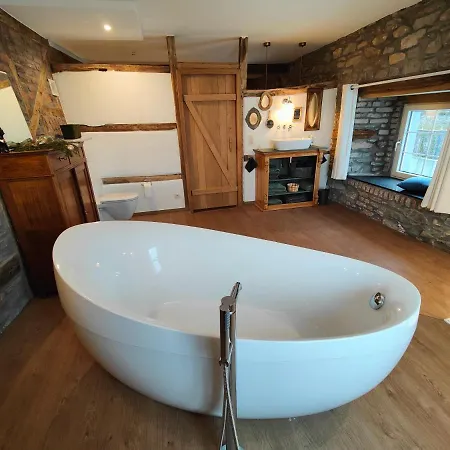 Le Clos Des Brumes 4*