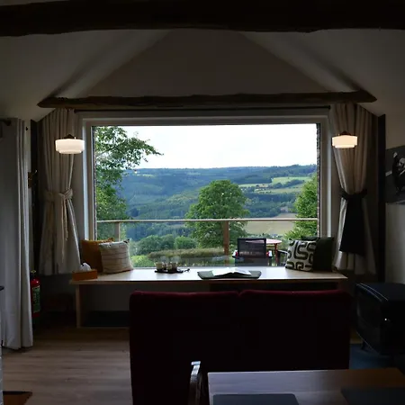 Le Clos Des Brumes 3* ستاومونت